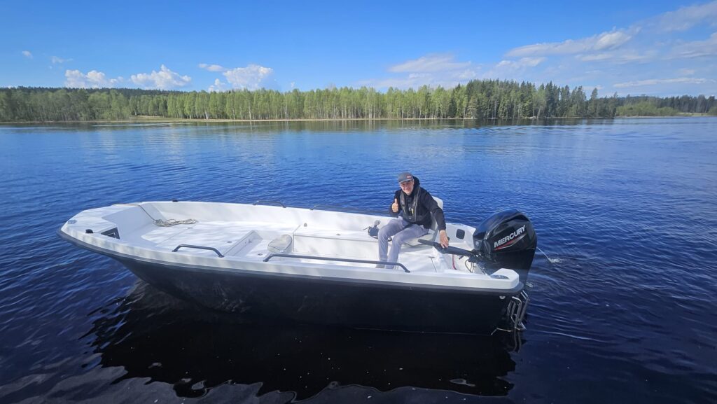 FZ5 on the lake
